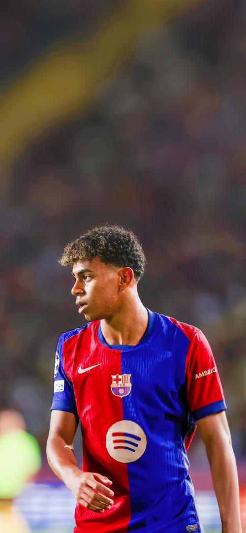 利物浦年轻中场莫顿：里昂中场引援的主要目标