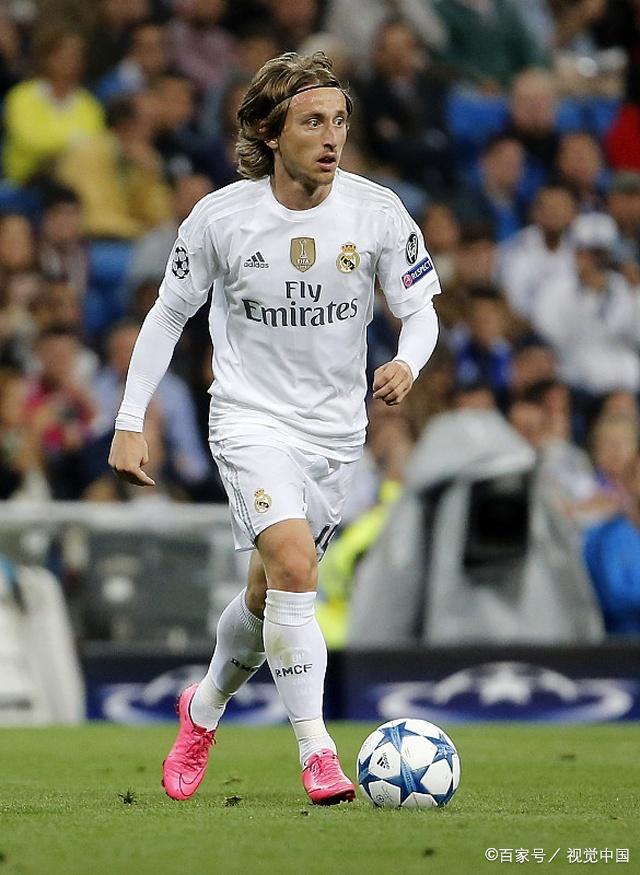 篮球勇士三分手感火热，全队命中18记三分